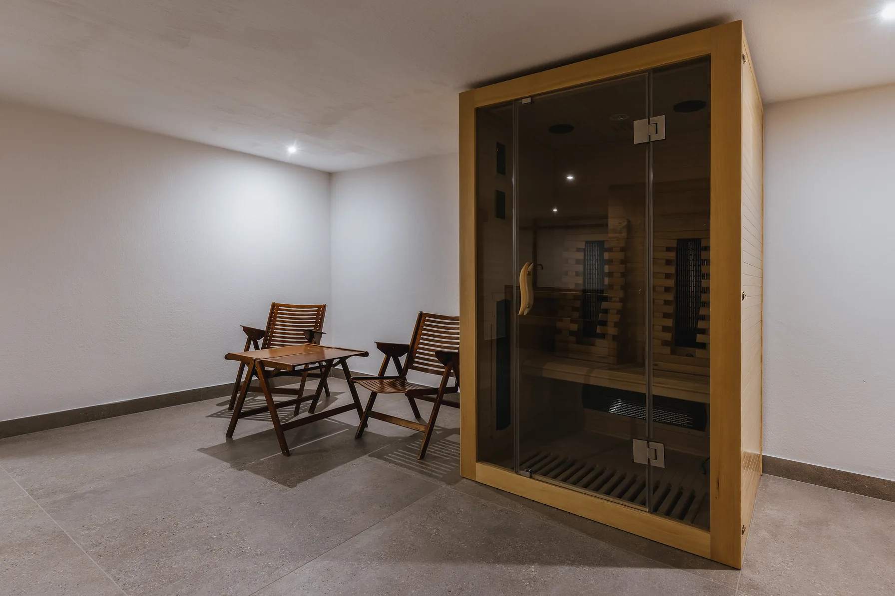 Private infrared sauna in basement, Alpine House 77, Podkoren